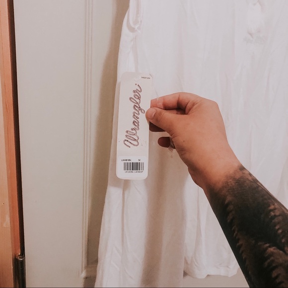 NWT Wrangler top - Picture 3 of 3